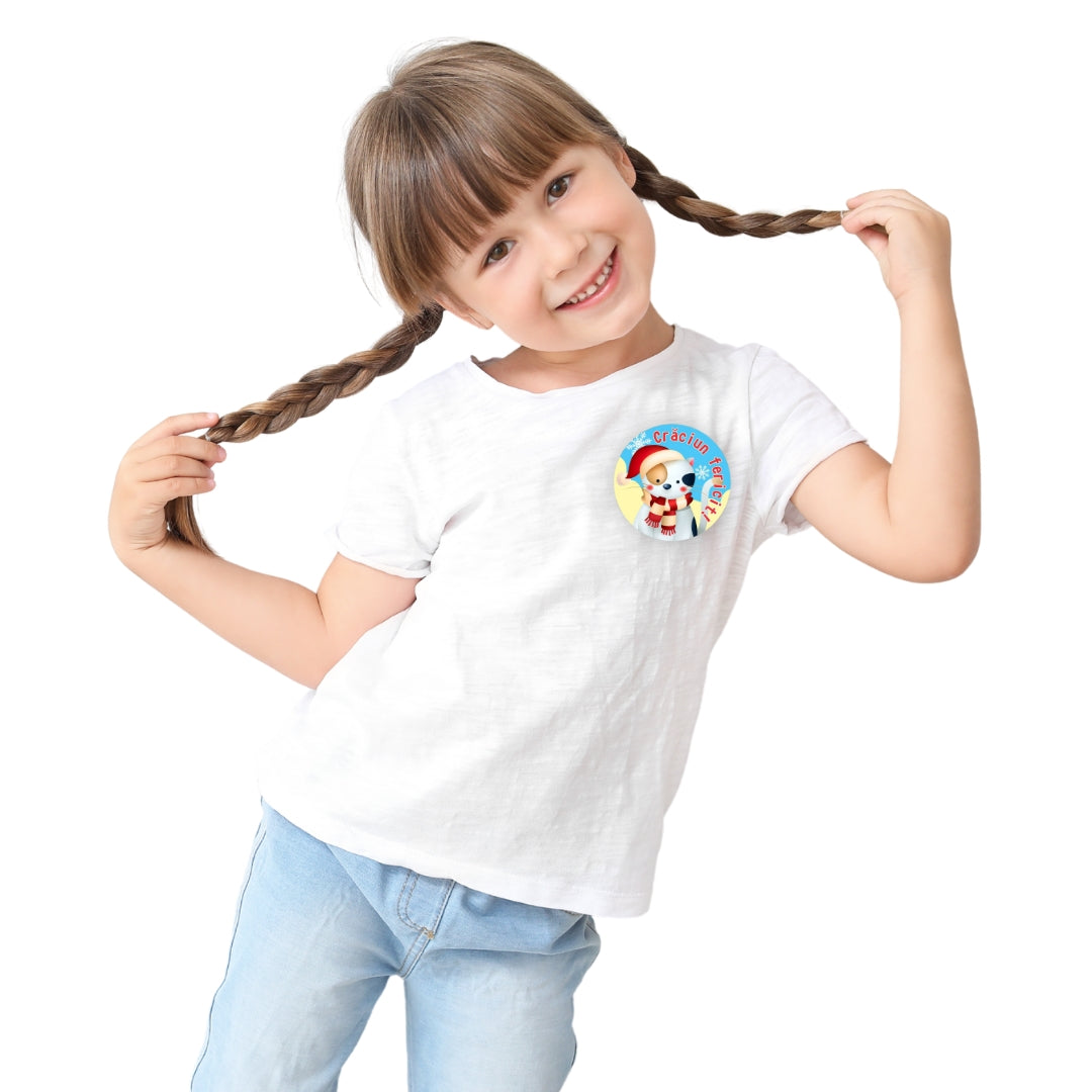 Mockup pentru insignă rotundă – SĂRBĂTORI